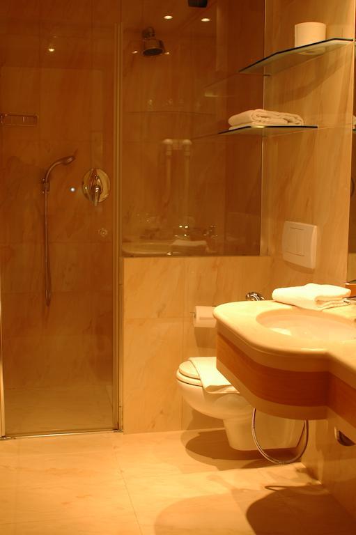 Hotel St John 데지오 외부 사진