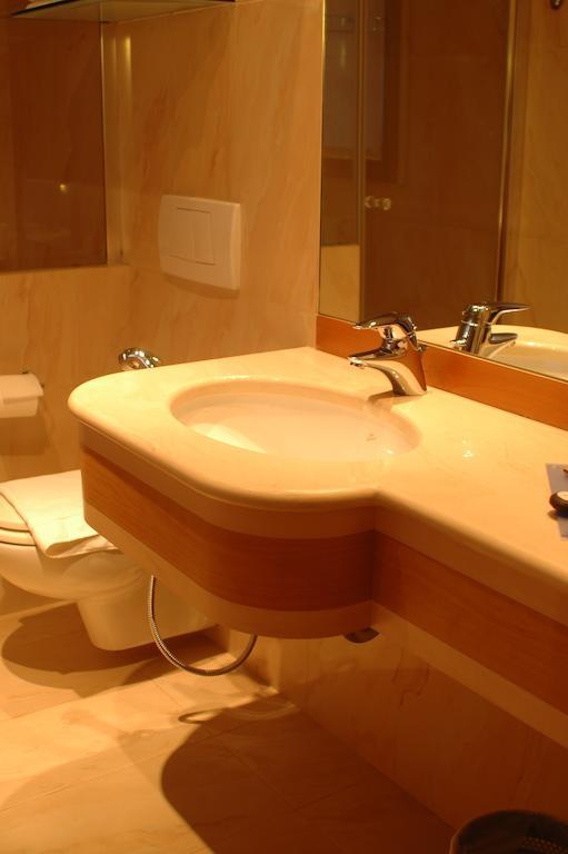Hotel St John 데지오 외부 사진